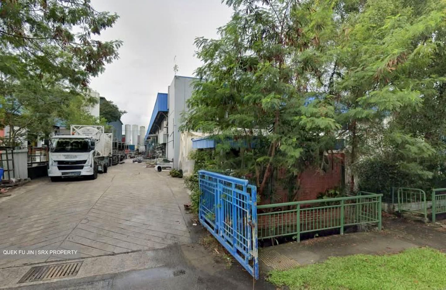 Tuas Avenue 10 (D22), Retail #560601021